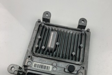 JEDNOSTA ŘÍDÍCÍ MOTORU ECU MERCEDES-BENZ C (W204) A6519007500 2009