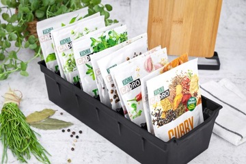 Контейнер для специй, органайзер для специй.