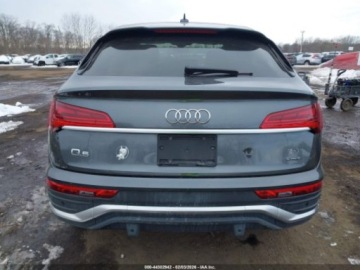 Audi 2022 Audi Q5 Sportback Premium Plus 45 Tfsi S Line Quattro S Tronic 2022 2.0, zdjęcie 4