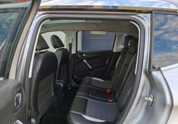 Peugeot 2008 I SUV 1.2 VTi 82KM 2014 Peugeot 2008 Peugeot 2008 1.2 VTi Allure 1.2 Benzyna 82KM, zdjęcie 7