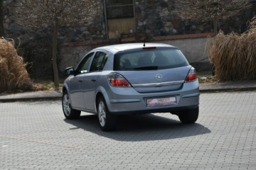Opel Astra H Hatchback 5d 1.4 TWINPORT ecoFLEX 90KM 2010 Opel Astra 1.4 90KM 2010r. Polski SALON 5drzwi, zdjęcie 15