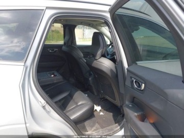 Volvo XC60 II 2023 Volvo XC 60 2023r., 4x4, 2.0L 2.0 Hybryda 247KM, zdjęcie 9