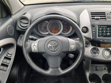 Toyota RAV4 III MPV 2.2 16V D-4D 177KM 2006 Toyota RAV-4 2.2d Cat 177KM 4X4 Skóra Navi Kamera, zdjęcie 28