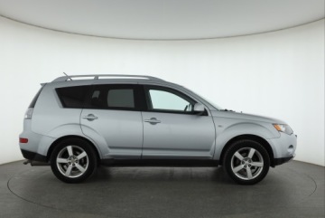 Mitsubishi Outlander II 2.0 DID DOHC 140KM 2008 Mitsubishi Outlander 2.0 DI-D, Salon Polska, 4X4, zdjęcie 5