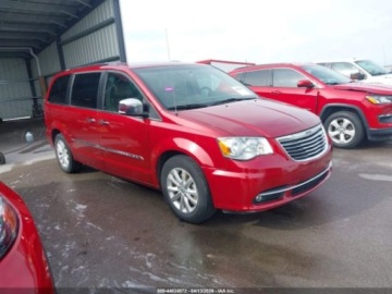 Chrysler Town &amp; Country V 2016 Chrysler Town Country Limited Platinum 2016 3.6 Benzyna 283KM, zdjęcie 7