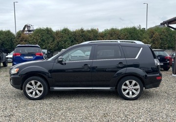 Mitsubishi Outlander II 2.0 DID DOHC 140KM 2009 Mitsubishi Outlander 4x4 7 osobowy 2.0 Diesel 140KM, zdjęcie 1