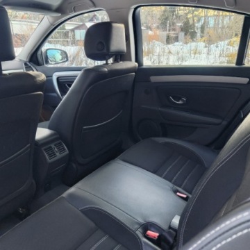 Renault Laguna III Hatchback Phase II 2.0 16v E85 eco2 140KM 2014 Renault Laguna Renault Laguna Lift 2.0b Jeden Wlasciciel LED 2.0 140KM, zdjęcie 34