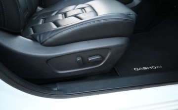 Nissan Qashqai II Crossover Facelifting 1.7 dCi 150KM 2020 Nissan Qashqai 1,7 DCI 150KM 4X4 Panorama FULL LED Nawigacja Kamera 360 BO, zdjęcie 27