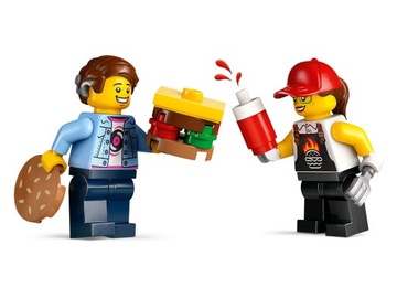 LEGO City 60404 Грузовик с бургерами в подарок