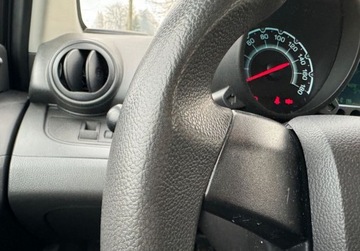 Chevrolet Spark II Hatchback 1.0L DOHC 68KM 2011 Chevrolet Spark Zadbany, niski przebieg Benzyna 68KM, zdjęcie 14