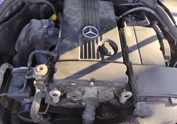 Mercedes CLC 1.8 (180 Kompressor) 143KM 2009 Mercedes-Benz CLC 2009r, 1.8Benzyna. Lekko uszkodzony lewy bok. Jezdzi., zdjęcie 19