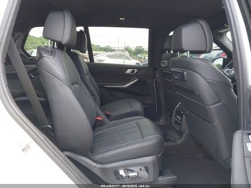 BMW X7 2021 BMW X7 xDrive40i 2021 3.0l 3.0 Benzyna 335KM, zdjęcie 12