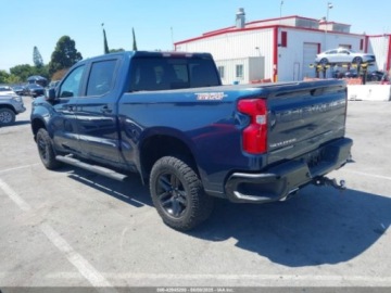 Chevrolet Silverado II 2020 Chevrolet Silverado 1500 Short Bed LT Trail Boss 2020 5.3l 5.3 Benzyna, zdjęcie 3