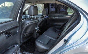 Mercedes Klasa S W221 Limuzyna 5.5 V8 (500) 388KM 2006 Mercedes-Benz Klasa S 5,5V8 (388KM) 5.5 Benzyna 388KM, zdjęcie 7