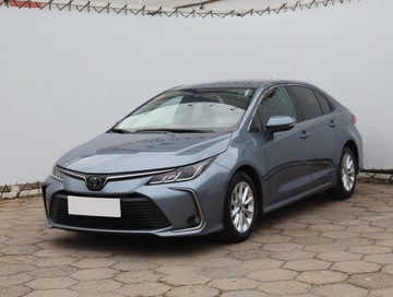 Toyota Corolla XII Sedan 1.6 Valvematic Dual VVT-i 132KM 2019 Toyota Corolla 1.6 Valvematic, Salon Polska, zdjęcie 1
