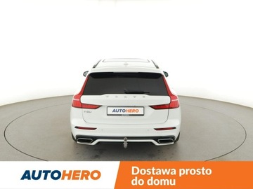 Volvo V60 II  2020 Volvo V60 PHEV 4x4 skóra/alcantara full LED, zdjęcie 5