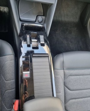 Citroen 2023 Citroen C4 FEEL PACK 130KM SS EAT8- nowy, zarejestrowany 1.2 Benzyna, zdjęcie 12