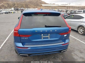 Volvo XC60 II Crossover 2.0 B6 Benzynowy Mild Hybrid 314KM 2021 Volvo XC 60 T8 R-Design 2021 2.0l 2.0 Hybryda Plug-in 313KM, zdjęcie 4