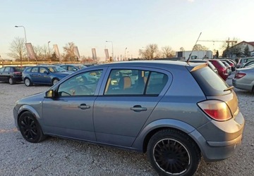 Opel Astra H Hatchback 5d 1.7 CDTI ECOTEC 80KM 2004 Opel Astra Opel Astra 1.7 Diesel 80KM, zdjęcie 2