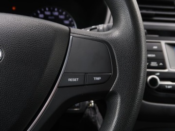 Hyundai i20 II Coupe 1.2 MPI 84KM 2017 Hyundai i20 1.2, Salon Polska, Serwis ASO, Klima, zdjęcie 16