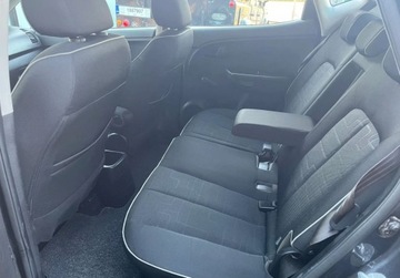 Kia Venga Mikrovan 1.4 DOHC CVVT 90KM 2014 Kia Venga 1,4 Benz. 90 KM, Zadbana 1.4 Benzyna 90KM, zdjęcie 11