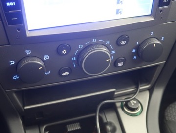 Opel Vectra C Hatchback 1.8 ECOTEC 140KM 2007 Opel Vectra 1.8, Navi, Klima, Tempomat, zdjęcie 11