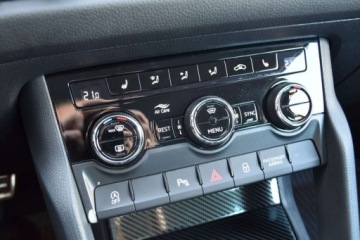 Skoda Kodiaq I SUV Facelifting 2.0 TDI SCR 150KM 2023 Skoda Kodiaq SalonPL Style 150KM DSG HAkPakietyKameraKessyEl.fotel ASO VAT, zdjęcie 23