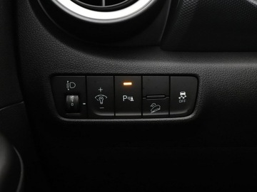 Hyundai Kona I Crossover Facelifting 1.0 T-GDI 120KM 2021 Hyundai Kona mHEV navi grzane fotele kamera, zdjęcie 35