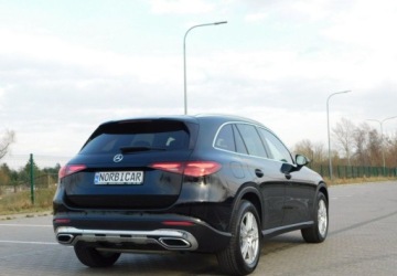 Mercedes GLC C254/X254 Coupe 2.0 200 204KM 2024 Mercedes-Benz GLC Gwarancja A.S.O Stan Nowy Faktura VAT 23 2.0 Benzyna, zdjęcie 3