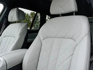 BMW X5 G05 SUV Facelifting 3.0 30d 298KM 2025 BMW X5 xDrive30d Sport Suv 3.0 (298KM) 2025, zdjęcie 6