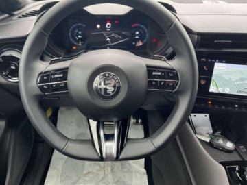 Alfa Romeo Junior SUV 1.2 Hybrid 145KM 2026 ALFA ROMEO Junior Ibrida Ti Suv 1.2 (145KM) 2026, zdjęcie 6