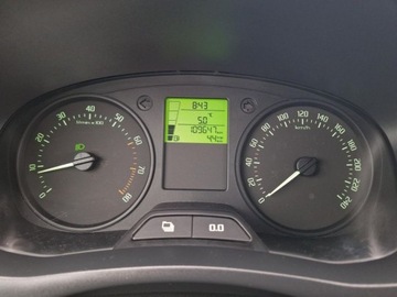 Skoda Fabia II Hatchback Facelifting 1.4 16V 85KM 2011 Skoda Fabia Active 1,4 MPI FV-marza Przebieg 109600km 1.4 Benzyna, zdjęcie 15