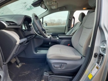 Toyota Sienna III 2021 Toyota Sienna LE 2021 2.5 Hybryda Plug-in 245KM, zdjęcie 7