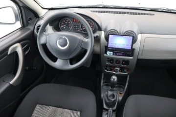 Dacia Sandero I Hatchback 5d 1.6 MPI 87KM 2009 Dacia Sandero 1.6 MPI, Klima, zdjęcie 6