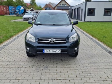 Toyota RAV4 III MPV 2.2 16V D-4D 177KM 2006 Toyota RAV-4 2.2d Cat 177KM 4X4 Skóra Navi Kamera, zdjęcie 4