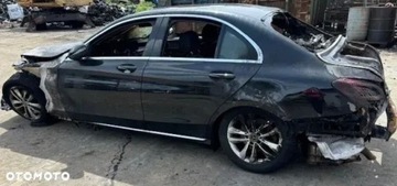 Mercedes Klasa C W205 Limuzyna Facelifting 1.6 C180 156KM 2019 Mercedes-Benz Klasa C 1.6 Benzyna 156KM, zdjęcie 1