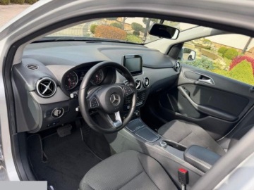 Mercedes Klasa B W246 Sports Tourer 180 CDI 109KM 2015 Mercedes-Benz Klasa B 180 CDI 7G-DCT 109KM 2015r, zdjęcie 4