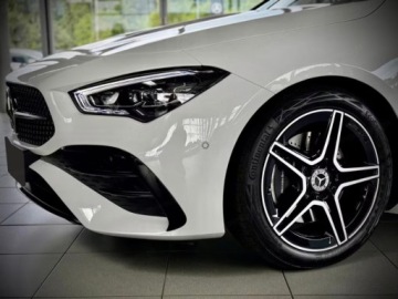 Mercedes CLA C118/X118 Shooting Brake Facelifting 2.0 250 224KM 2025 CLA 250 4-Matic AMG Line Shooting Brake 2.0 (224KM) 2025, zdjęcie 2