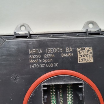 MĚNIČ MODUL LED JAGUAR I-PACE X590 M9D3-13E005-BA
