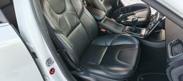 Volvo V40 II Hatchback 1.6 D2 115KM 2014 Volvo V40 1,6Hdi 115 KM Ocean Race Panorama, zdjęcie 7