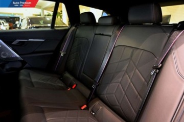 BMW Seria 5 G90-91 2025 BMW Seria 5 540d xDriveFV23Repair InclusivePakiet Sport M PROKamera Wnetrza, zdjęcie 15