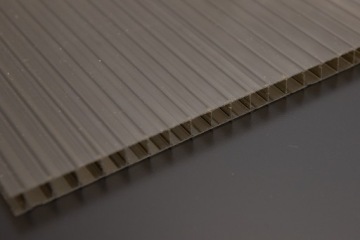 Сотовый поликарбонат 10мм дымчатый 1м2 ПОД ЗАМЕР