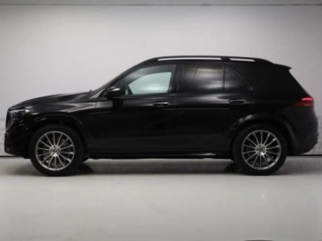 Mercedes GLE V167 SUV Facelifting 2.0 300d 269KM 2026 MERCEDES-BENZ GLE 300 d 4-Matic AMG Line 2.0 (269KM) 2026, zdjęcie 1