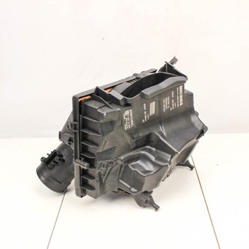 8513916 POUZDRO FILTRU VZDUCHU 520 D XDRIVE 140 2018 BMW 5 (G30)