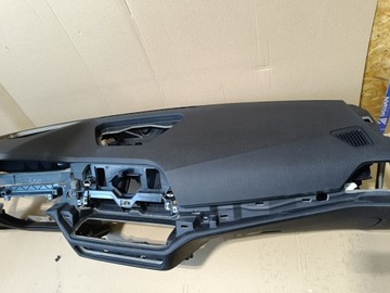 Ремни безопасности BMW G20 с подушкой безопасности