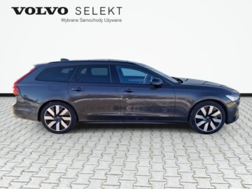 Volvo V90 II Plug-In Facelifting 2.0 T6 Plug-In Hybrid 350KM 2024 Volvo V90 Volvo V90 T6 253KM+145KM AWD Plug-In Hyb, zdjęcie 6