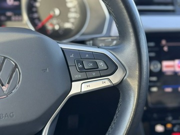 Volkswagen Passat B8 Limousine Facelifting 2.0 TDI SCR 150KM 2021 Volkswagen Passat 2.0 TDI 150KM 2021 ACC,zadbany, zdjęcie 26