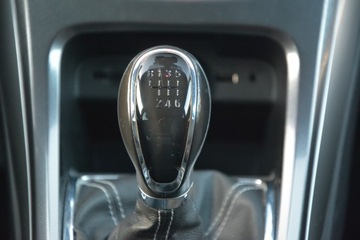 Opel Astra J Hatchback 5d 1.4 Turbo ECOTEC 140KM 2011 OPEL ASTRA J 1.4 Turbo 140 KM, zdjęcie 32