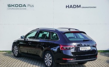 Skoda Superb III Kombi Facelifting 2.0 TSI 190KM 2022 Skoda Superb 2.0TSI 190KM DSG Style Grzane fotele kierownica El klapa GWAR, zdjęcie 5