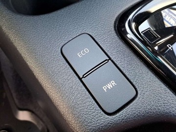 Toyota Hilux VIII Podwójna kabina Facelifting 2.8 D-4D 204KM 2023 Toyota Hilux Hilux Invincible 2.8 D-4D 204KM, automat - cesja leasingu 2.8, zdjęcie 21